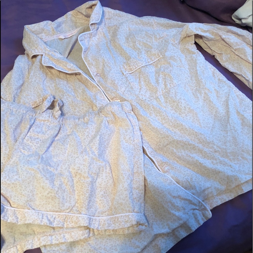 Victoria’s Secret pajama set